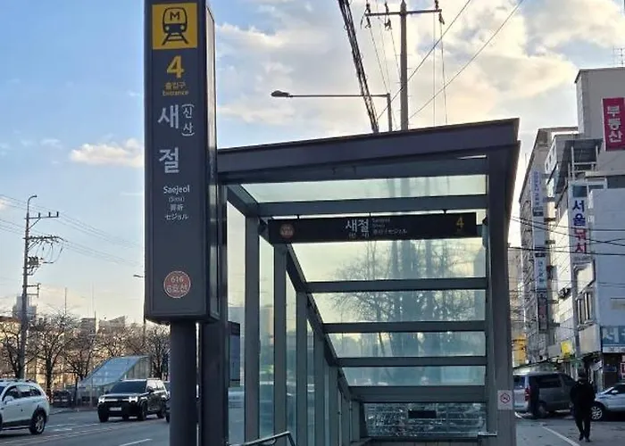홍대 한강 10분 종로 이태원 20분, 새절역 신축 오피스텔 최대 4인 서울특별시